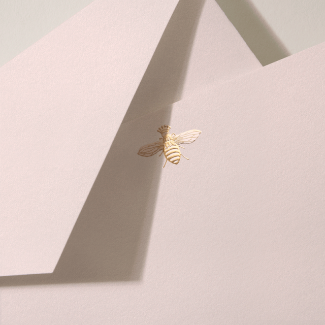 Crane/ボックスカード/Hand Engraved Bee Card on Light Pink Smooth (10 cards / 10 lined envelopes)