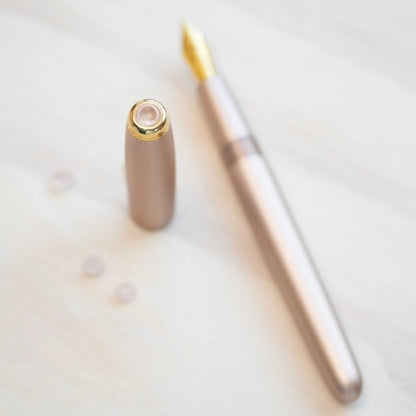 Tom's Studio/万年筆/Spark Fountain Pen- Rose Gold with Rose Quartz Inlay