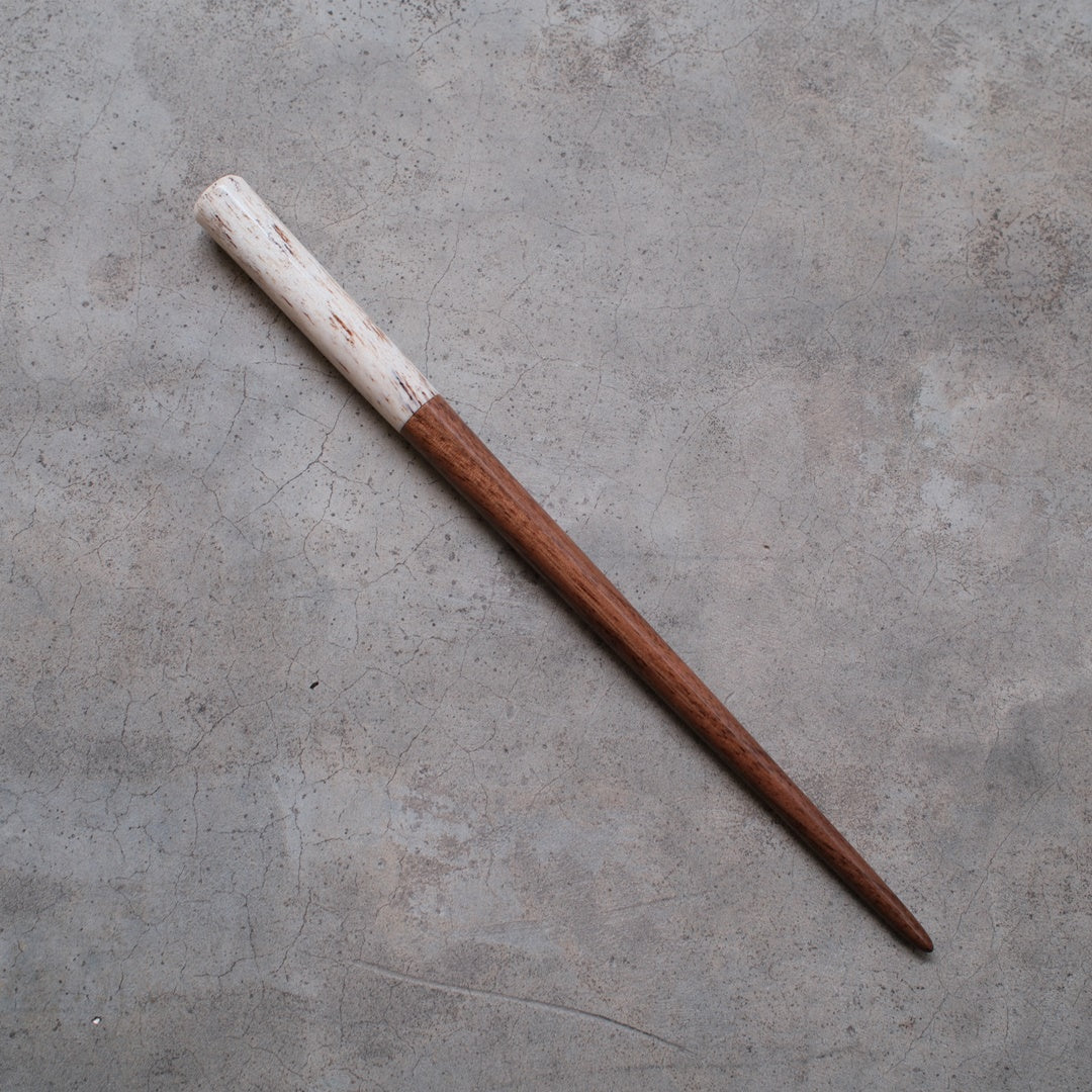 DAO HUY HOANG/カリグラフィーホルダー/Antler＆Walnut Segment Straight Pen Holder