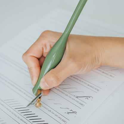 Written Word Calligraphy/カリグラフィーホルダー/Universal Nib Calligraphy Penholder - Forest Green